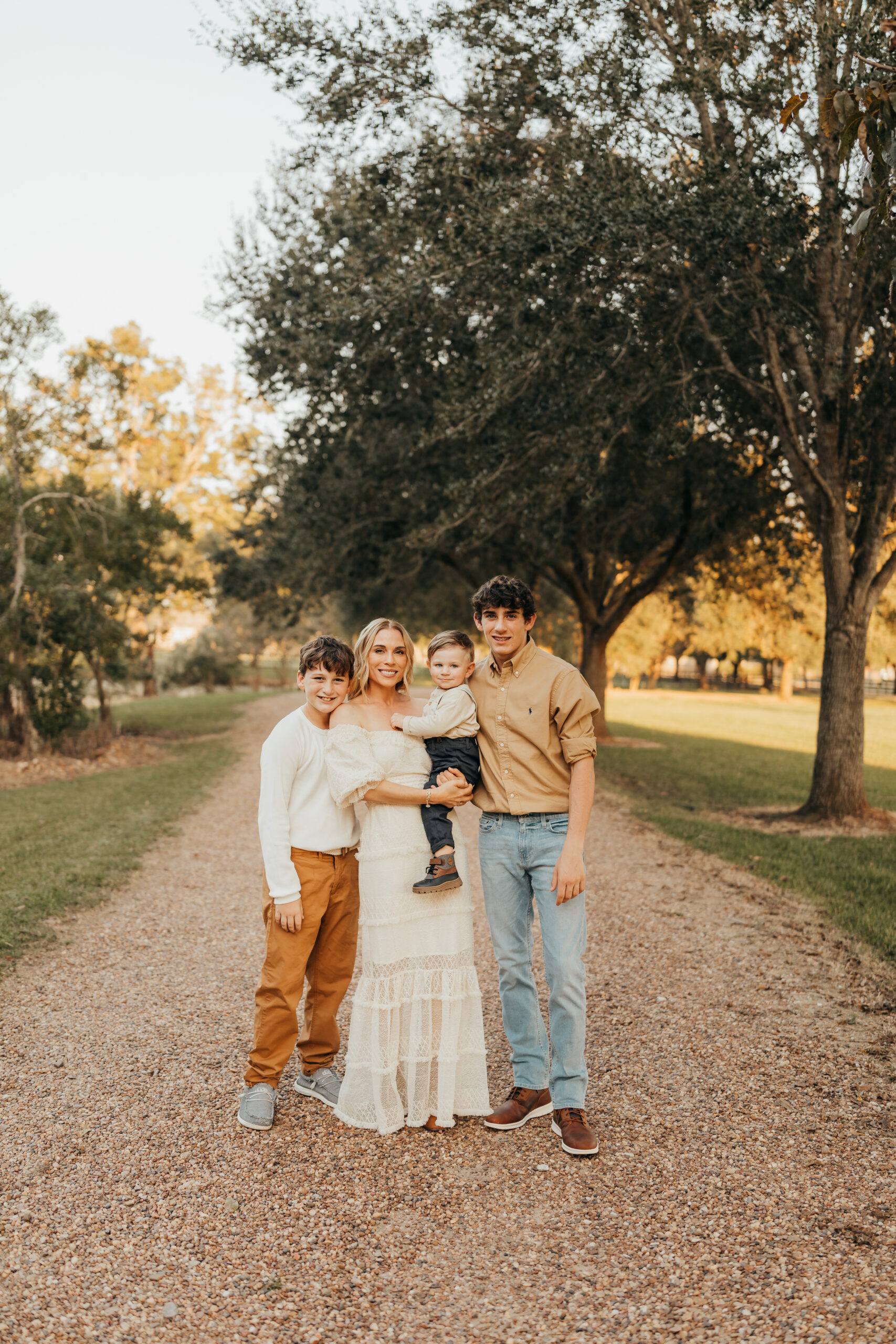 Choose a family photographer with the tips this family followed.